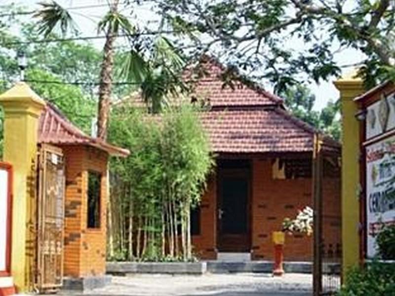 Hotel Cendrawasih Jembel Exterior foto